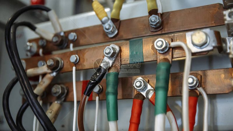 户外控制柜防水等级怎么做：标准解析与选型要点